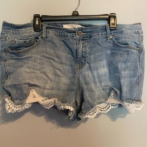 Torrid jean shorts w/ lace detailing